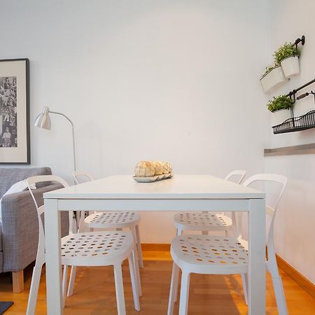 Flateli Urquinaona Apartment Barcelona Ngoại thất bức ảnh