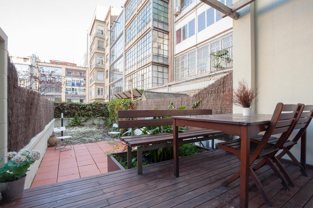 Flateli Urquinaona Apartment Barcelona Ngoại thất bức ảnh