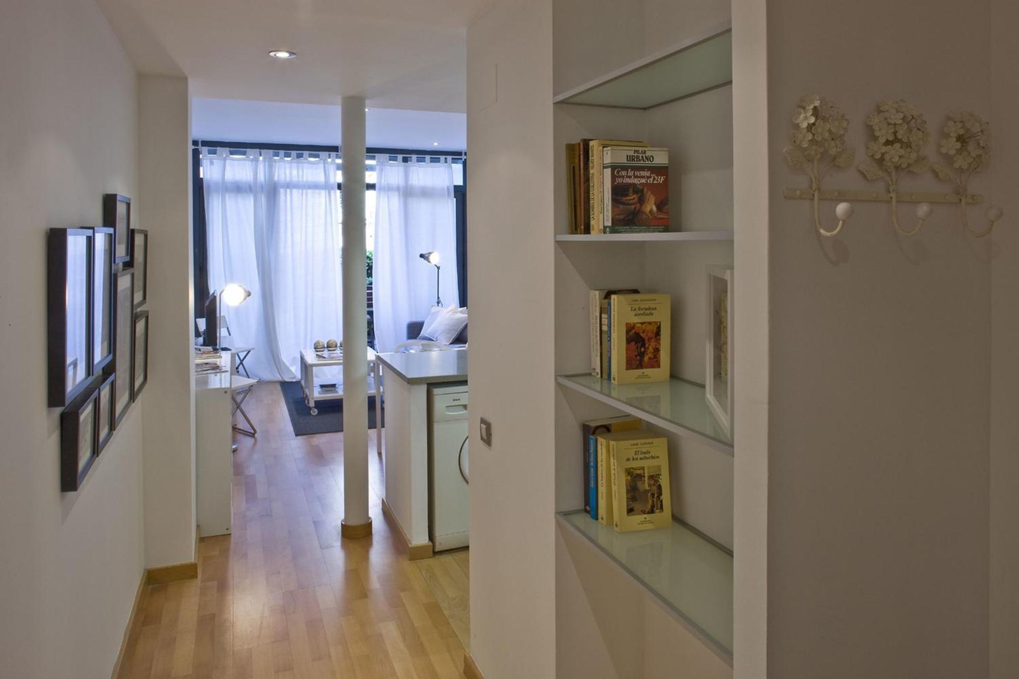 Flateli Urquinaona Apartment Barcelona Ngoại thất bức ảnh
